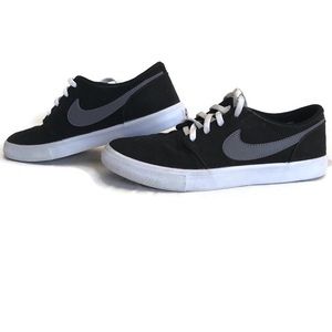 Nike SB Women’s Portmore Shoes Size 8.5